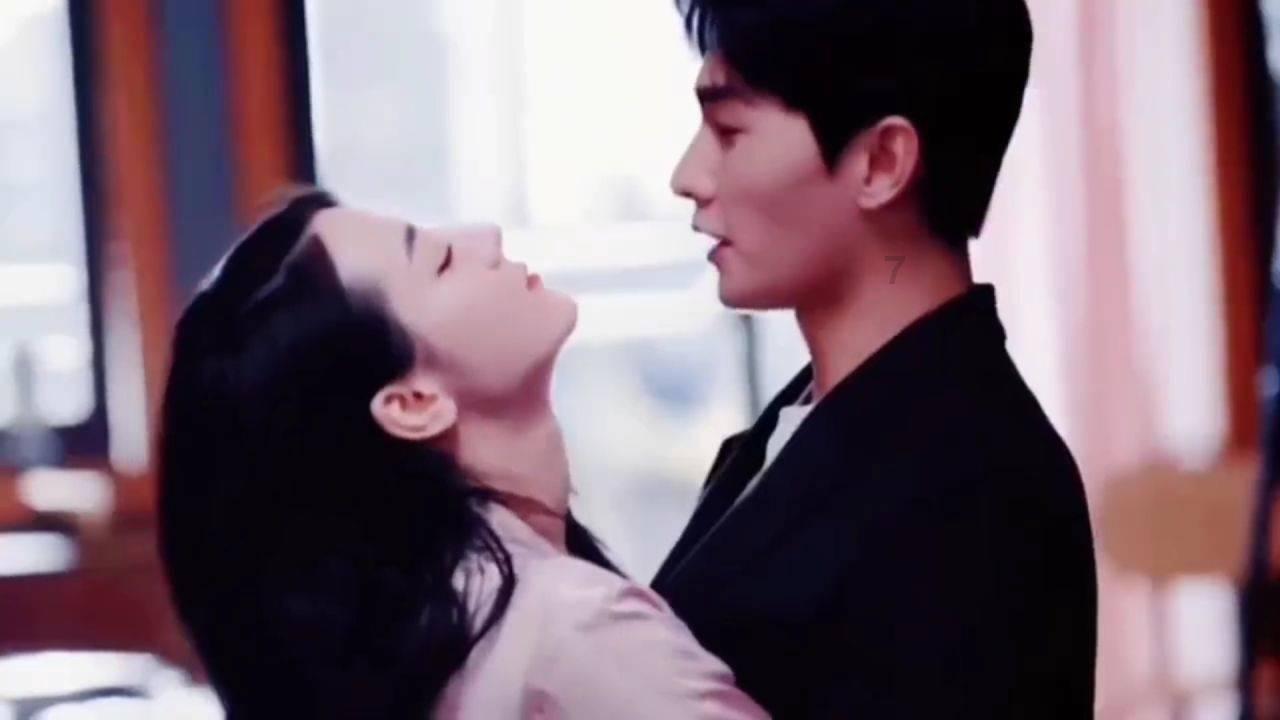 一个男人工作上不顺心愿意跟你谈，他是喜欢你吗？还是什么？